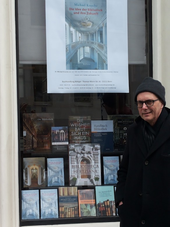 Schaufenster der Buchhandlung Böttger, Bonn im März 2018