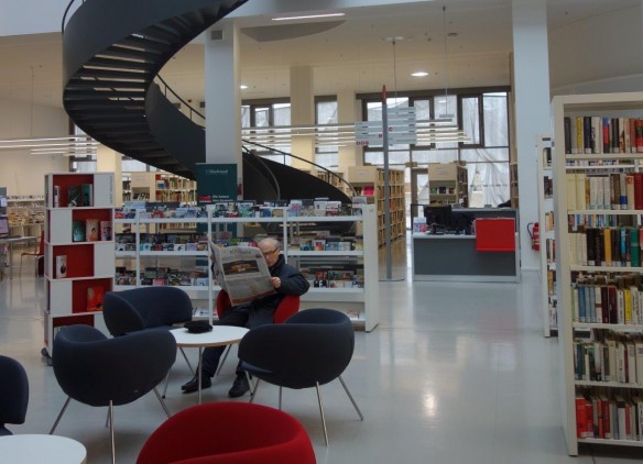 Auch die Stadt- u Landesbibliothek Potsdam ist wie fast alle Öffentlichen Bibliotheken in Deutschland sonntags geschlossen (Foto: Knoche)